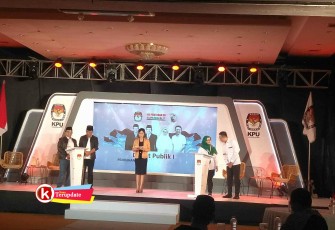 Debat Publik I Pemilihan Bupati dan Wakil Bupati Blitar tahun 2020 (foto: Faisal NR / Klikwarta.com) 