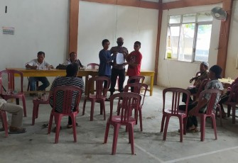Bhabinkamtibmas Polsek Teras Terunjam Damaikan Warganya 