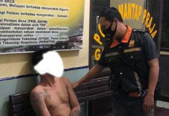 Bhabinkamtibmas Polsek Gading Cempaka Amankan Pemuda Mabuk Buat Onar di Warung Bakso