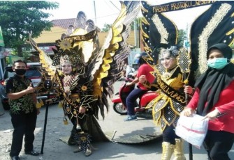 Dinkes Tulungagung Bagikan Masker 