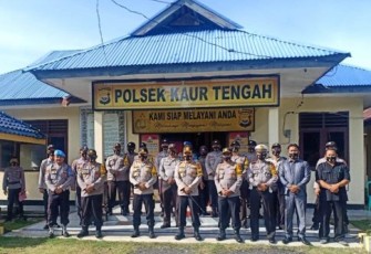 Kapolres Kaur  AKBP Dwi Agung Setyono SIK MH Saat Melakukan Kegiatan Kunjungan Kerja ke Polsek Jajaran Dalam Rangka Sosialisasi Netralitas Polri Dalam Pilkada Serentak 2020