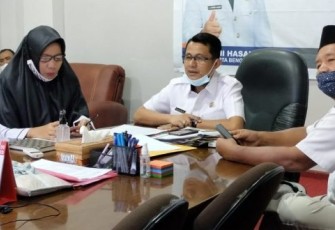 Sekretaris Daerah Provinsi Kota Bengkulu Bujang HR Mengikuti Webinar Netralitas Aparatur Sipil Negara Secara Virtual 