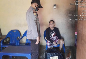 Polres Seluma Bagikan Sembako Hasil Program 1000 Berbagi
