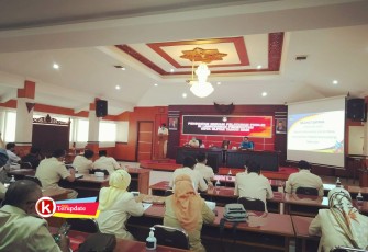 Sekda Kota Blitar Rudy Wijonarko Menyampaikan Sambutan Pengarahan (foto : Faisal NR / Klik Warta) 