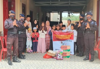 Satbrimob Polda Bengkulu Gelar Bakti Sosial 