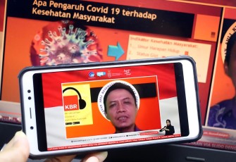 Dr Ede Surya Darmawan SKM MDM Ketua Umum Ikatan Ahli Kesehatan Masyarakat Indonesia 
