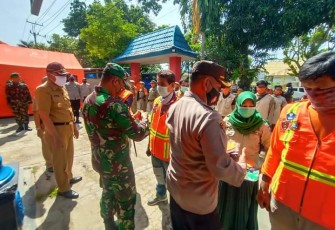 Dandim 1412/Kolaka Letkol Inf Risa Wahyu Pudji Setyawan BS MHan Hadiri Pengukuhan Tim Relawan Ojek di Kantor BPBD 