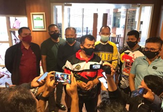 Kapolda Jateng, Irjen Pol Ahmad Luthfi saat memberikan keterangan kepada wartawan, Jumat (4/12)