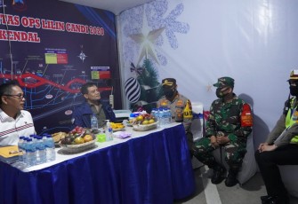 Kapolda Jawa Tengah Irjen Pol Drs Ahmad Luthfi SH SSt MK Melaksanakan Pengecekan ke Pospam Restarea di Km 391 A Kecamatan Gemuh Blanten Kendal