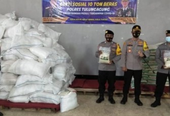 Polres Tulungagung Salurkan Bantuan Beras