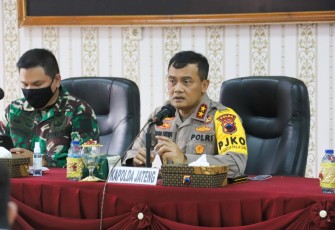 Kapolda Jawa Tengah (Jateng) Irjen Pol Ahmad Luthfi Saat Memberikan Keterangan Tentang Kepulangan Abu Bakar Baasir