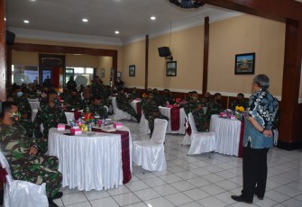 Prajurit Korem 073/Makutarama Mengikuti Kegiatan Motivator