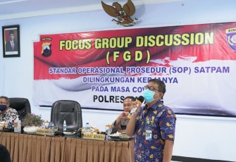 Kapolres Batang AKBP Edwin Louis Sengka 