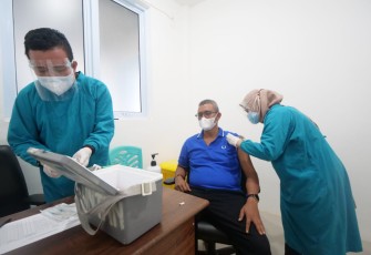 Bupati Bintan Apri Sujadi Bersama Forkopimda Jalani Vaksinasi Covid-19 Perdana