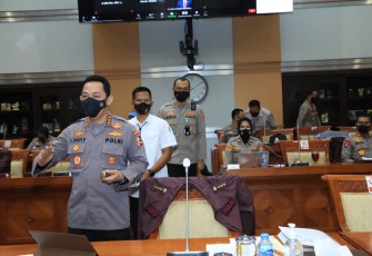 Komjen Listyo Sigit Prabowo Menjalani Uji Kelayakan dan Kepatutan Sebagai calon Kapolri di Hadapan Komisi III DPR RI