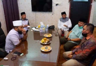 Walikota Bengkulu Helmi Hasan Saat Menerima Kunjungan Dari Pihak Asuransi Bumi Putra Muda (Bumida) Bengkulu