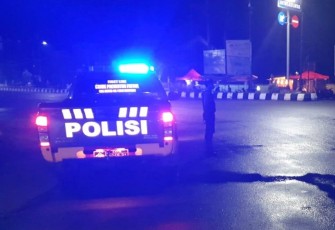 Patroli Sabhara Polres Bengkulu Selatan Ingatkan Warga Patuhi Prokes Covid-19