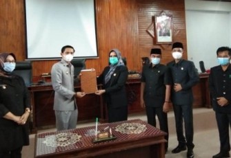 8 Perda dan APBD Kaur 2021 Disahkan