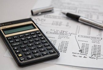 https://www.pexels.com/search/budget/