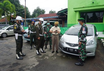 Satuan Subden Polisi Militer Pekalongan menggelar operasi Penegakan dan Ketertiban (Gaktib) kendaraan dinas maupun pribadi, baik roda empat maupun roda dua bagi seluruh anggota jajaran Kodim 0736/Batang bertempat di Makodim Batang, Selasa ( 9/2/2021) Pagi. 