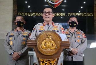 Kepala Divisi Humas Polri Irjen Pol Raden Prabowo Argo Yuwono saat memberikan keterangan kepada Media