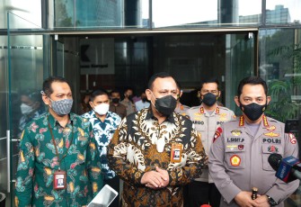 Kapolri Jenderal Listyo Sigit Prabowo Saat Kuker ke Kantor Komisi Pemberantasan Korupsi (KPK)