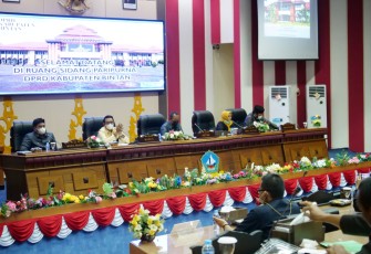 Bupati Bintan Apri Sujadi Sampaikan LKPJ Akhir Tahun Anggaran 2020