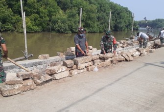 Pembangunan Turap Jalan