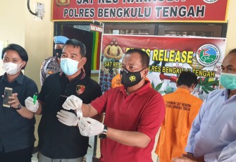 Wakapolres Benteng Kompol Abdu Arbain Didampingi Kasat Resnarkoba AKP Budimansyah SSos