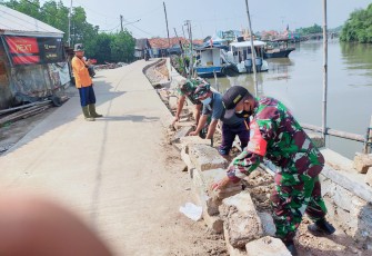Pembangunan Turap Jalan