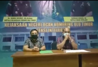 Kepala Kejari Kabupaten OKU Timur Dr Akmal Kodrat SH MHum