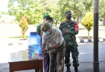 Korem 063/SGJ menggelar kegiatan Pembinaan Kerukunan Umat Beragama Korem 063/SGJ Triwulan – I TA. 2021 di aula Sunan Giri Komplek Korem 063/SGJ Jalan Brigjend Dharsono By Pas, Kota Cirebon, Kamis (08 April 2021).