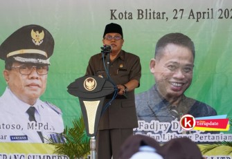 Walikota Santoso Berikan Sambutan Pengarahan di Acara Peningkatan Kapasitas Petani Milenial (foto : Faisal NR / Klikwarta.com Blitar) 