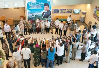 Menteri PPN/Ka Bappenas Tinjau Kawasan Industri Lobam dan Bandara Busung 