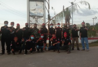 Babinsa Koramil Ngabang Ikuti Penutupan Adat Balala' Nagari