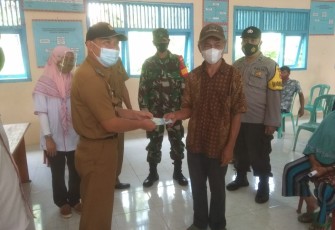 Pekon Padang Dalom Salurkan BLT-DD 