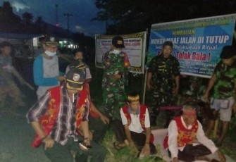 Pastikan Aman dan Lancar, Danramil Toho Pantau Adat Balala