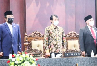 Wakil Ketua DPRD Jatim Sahat Tua Simanjuntak 