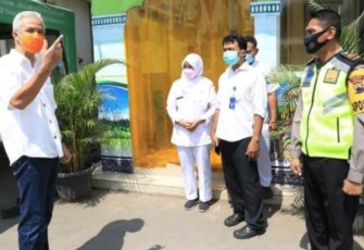 Gubernur Ganjar cek pos penyekatan mudik