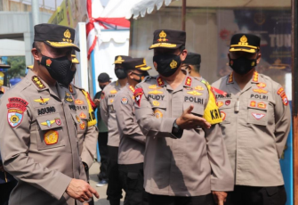 Irwasum Polri Komjen Pol Drs Agung Budi Maryoto MSi Tinjau Pos Pam di Pelabuhan Merak Banten