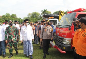 Kapolres Kota Pekalongan laksanakan pengecekan kesiapan personel siaga bencana. Jum' at 19/11/2021