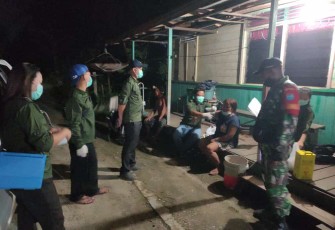 Pelaksanaan vaksinasi kepada para pelajar dan masyarakat secara door to door kembali digelar oleh Puskesmas UPT Kampuri