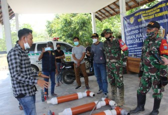 Personel TMMD Dampingi Penerimaan RPS di Kelurahan Kampuri