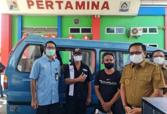 Walikota Bitung Maurits Mantiri MM