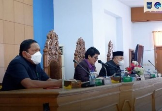 Jawab Pandangan FRAKSI, Bupati Akan Tingkatkan Pelayanan BUMD