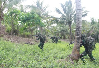 Hari Kedua Latihan TW III Prajurit Yonmarhanlan VIII Bitung Laksanakan Problem Latihan Patroli Tempur
