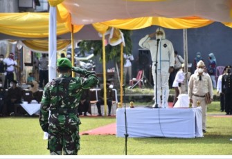 Bupati Kendal pimpin upacara Hari Pahlawan Rabu, 10/11/2021