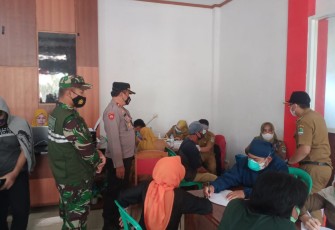 Polsek Malausma Bersama Koramil Monitoring Kegiatan Pastikan Berjalan Lancar