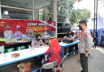 Gelar Gerai Vaksin di Taman Kota, Polres Tasikmalaya Kota Kejar Target 
