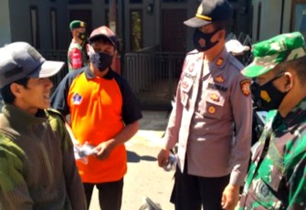 Jajaran Personel Polsek Singajaya Polres Garut menggelar operasi yustisi